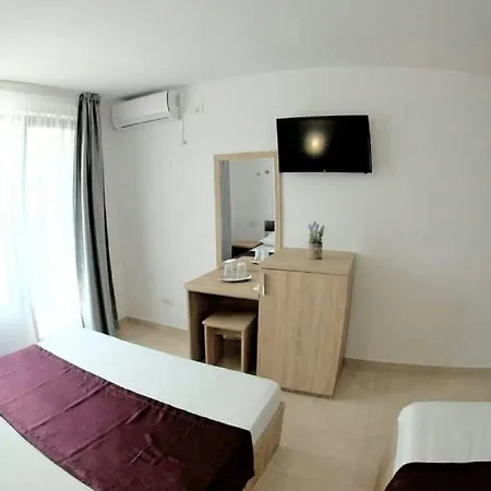 Casa de hóspedes Marylou 4*